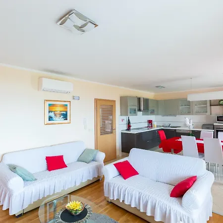 Milka Apartment Kastela